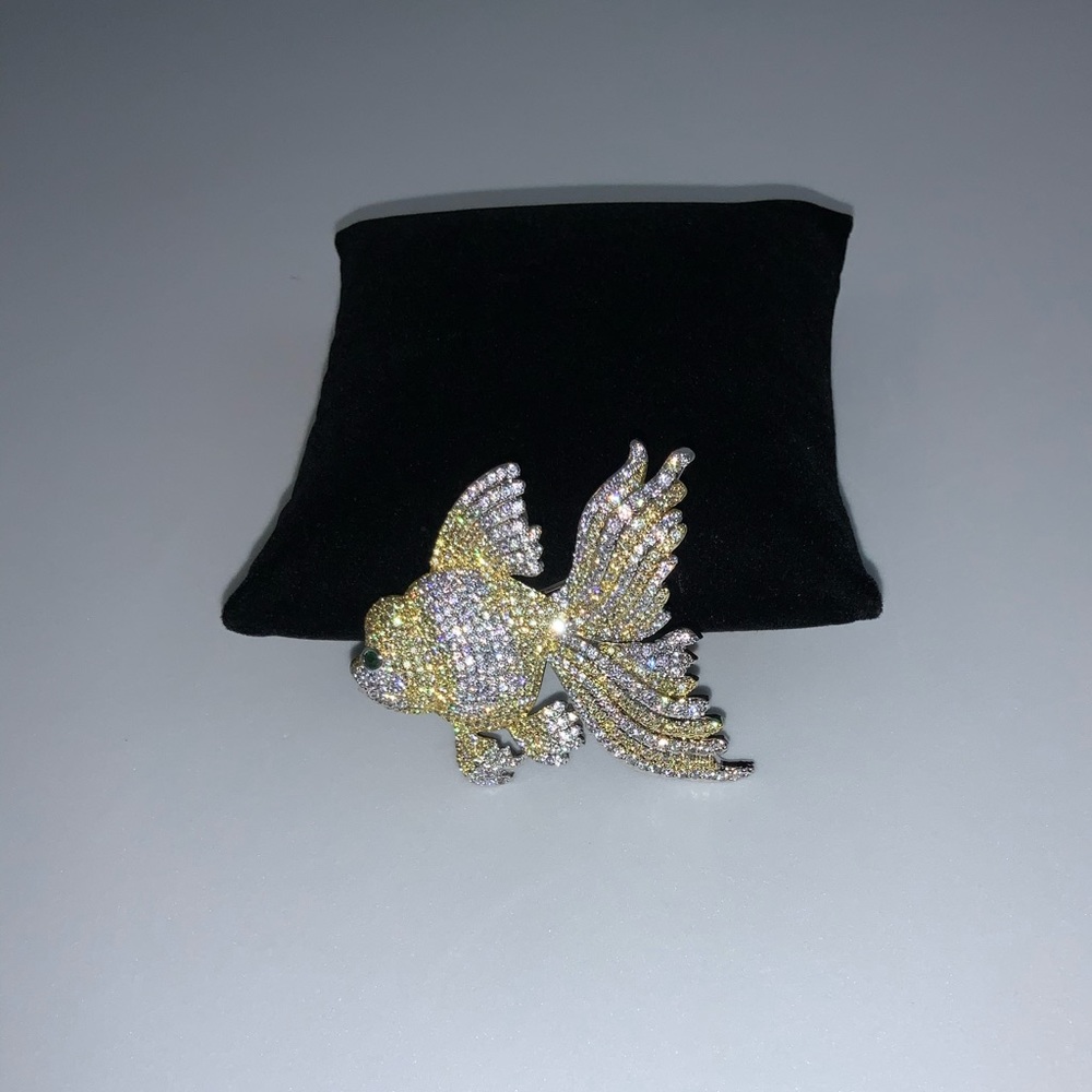 15ct Fish Brooch - Picture 6 of 9